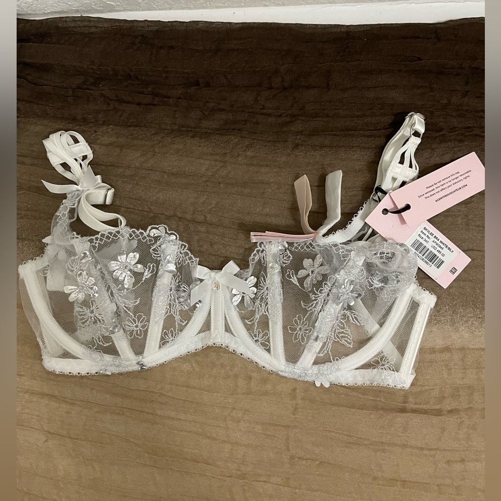 Agent provocateur White Skylee Bra (34C). BNWT.